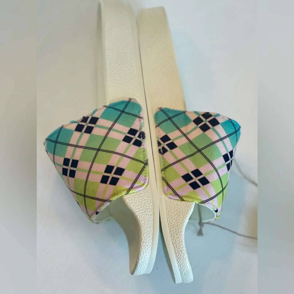 NWT ADIDAS ADILETTE J ORIGINALS GW8512 WONENS SZ 5 - Picture 5 of 7